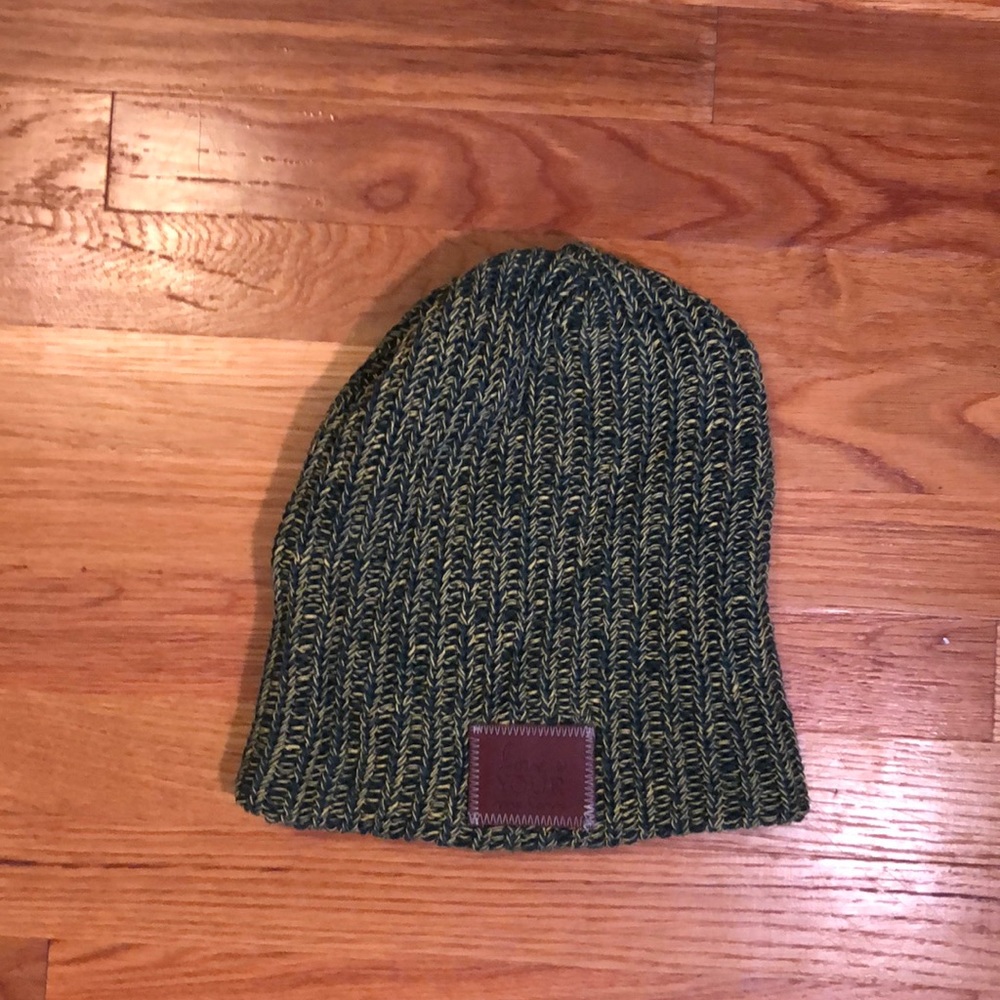 Love your melon green and yellow hat